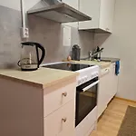 Kangaskoti